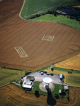 proximity of glyphs to radio base.